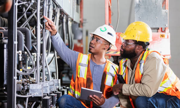 Best Residential Electrician Services  in Lees Summit, MO