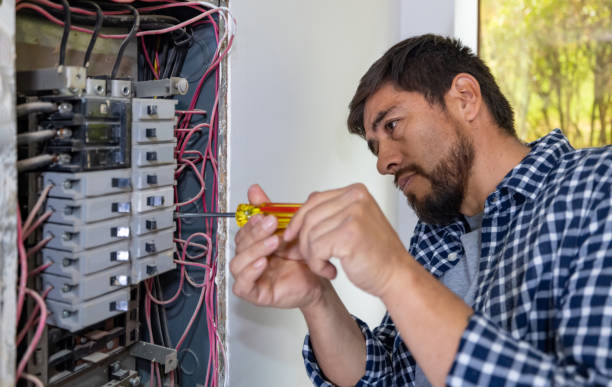 Best Emergency Electrical Repair  in Lees Summit, MO